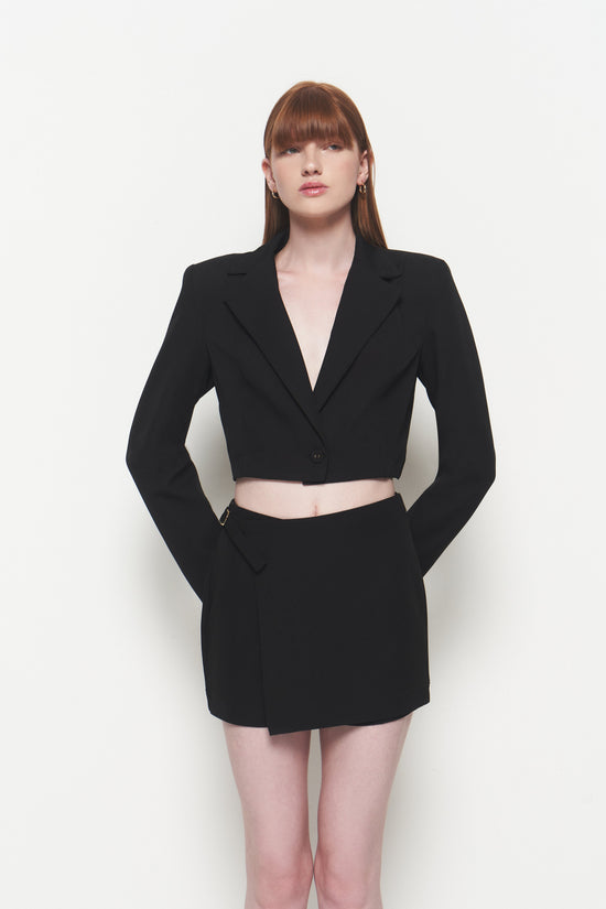 Vitória Youse Tailored Cropped Blazer in Black